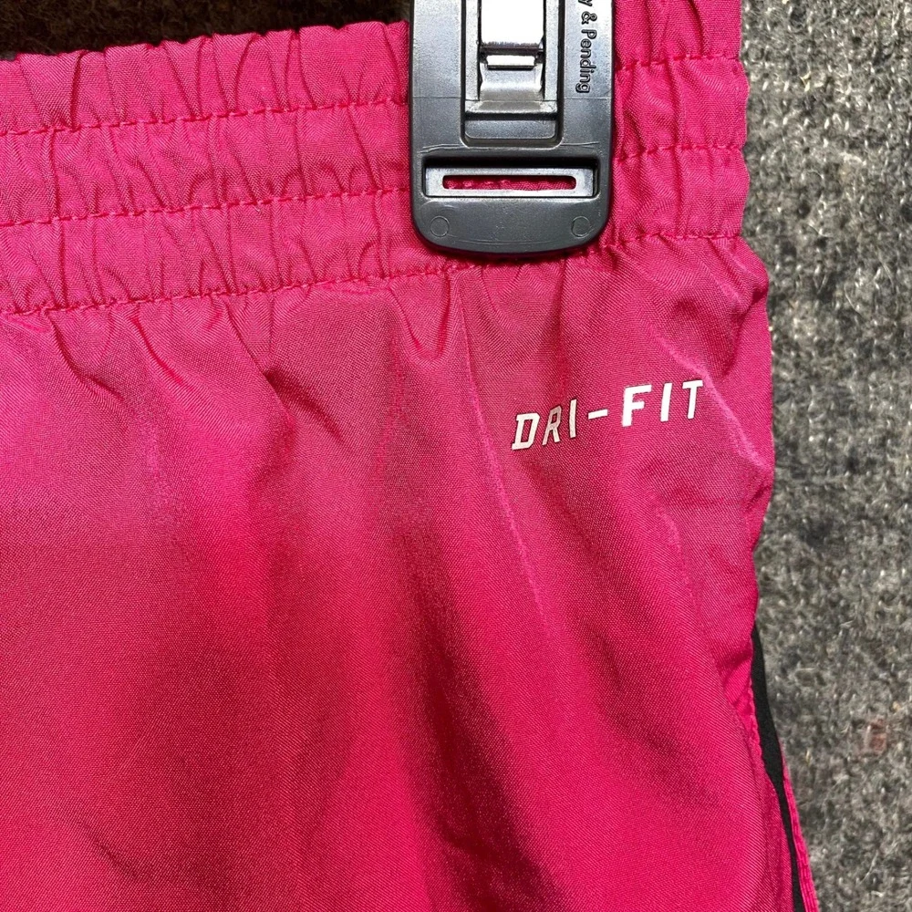 Nike Dri-FIT Running Shorts Pink White Mesh Trim Lined Womens Large